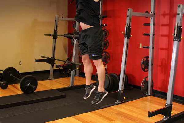 Squats sautés — position finale