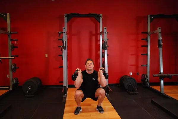 Thruster (phase squat) — position finale
