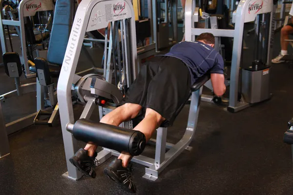 Leg curl — position de départ
