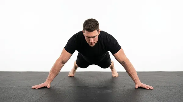 Pompes archer — position de départ